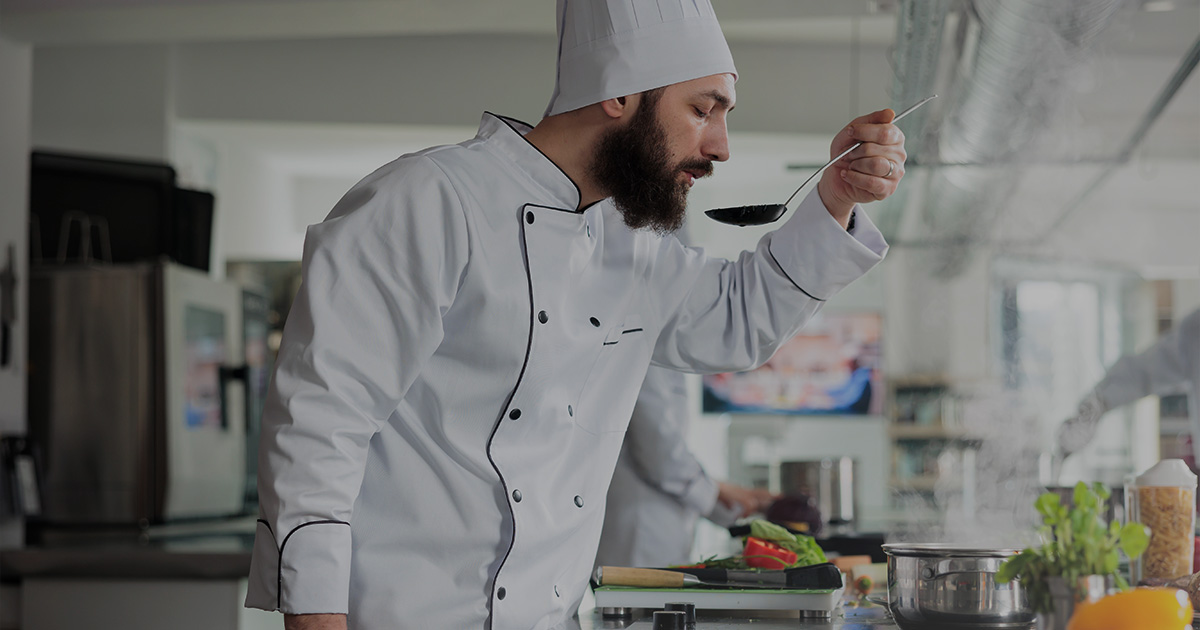 Collierville Senior  Living Center Delivers  Exceptional Dining  Experience.