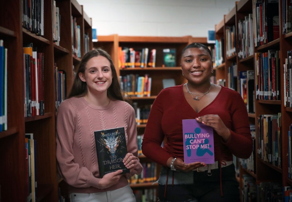 Two Arlington students now published authors